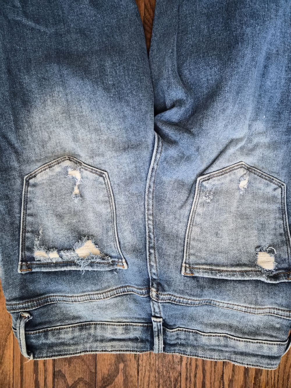 Altered State Flare Jeans Size 28 Distressed Bell Bottom Raw Hem Stretch Denim - Picture 9 of 9
